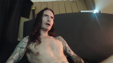 Snapshot of bailey39 chatting on March 11, 11:59 pm Bailey online show from March 11, 11:59 pm