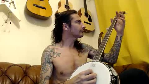 Snapshot of bailey39 chatting on November 13, 1:59 am Bailey online show from November 13, 1:59 am