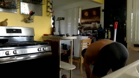 Snapshot of baileyballshere chatting on November 27, 8:44 pm baileyballshere online show from November 27, 8:44 pm