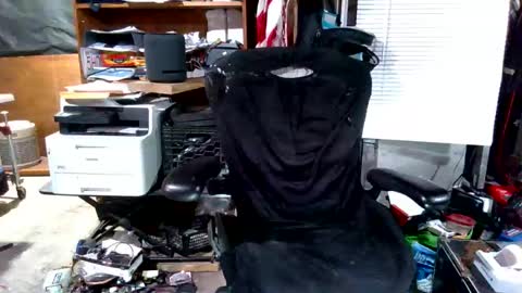 Snapshot of balddickstroking chatting on October 29, 6:48 am balddickstroking online show from October 29, 6:48 am