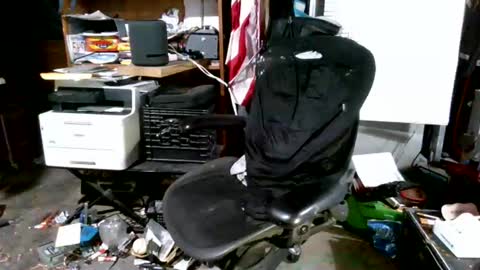 Snapshot of balddickstroking chatting on November 6, 2:34 am balddickstroking online show from November 6, 2:34 am