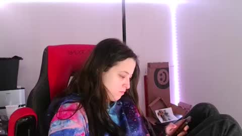 Snapshot of bambiboo8113 chatting on March 8, 2:01 am bambiboo8113 online show from March 8, 2:01 am