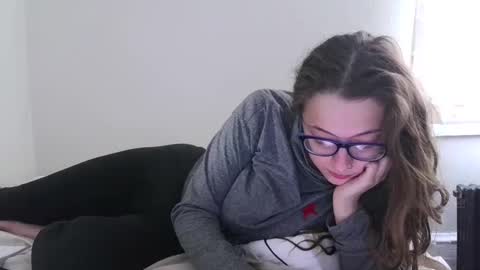 Snapshot of bambiboo8113 chatting on September 11, 8:31 pm bambiboo8113 online show from September 11, 8:31 pm