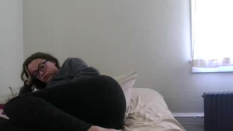 Snapshot of bambiboo8113 chatting on October 1, 8:04 pm bambiboo8113 online show from October 1, 8:04 pm