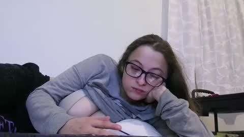 Snapshot of bambiboo8113 chatting on November 7, 3:39 am bambiboo8113 online show from November 7, 3:39 am