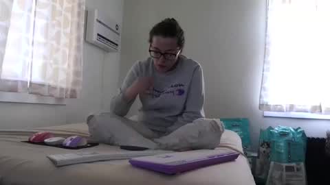 Snapshot of bambiboo8113 chatting on December 1, 7:30 pm bambiboo8113 online show from December 1, 7:30 pm