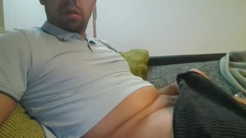 Snapshot of bangboom88 chatting on January 5, 8:21 pm Mark online show from January 5, 8:21 pm