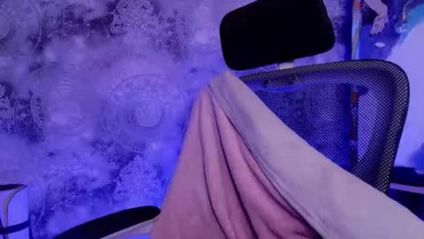 barbara_dennis online show from October 30, 4:14 am