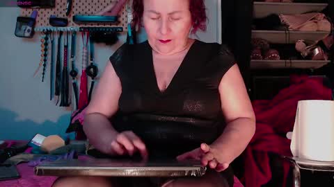 barbaraviciosa online show from February 17, 2:37 pm