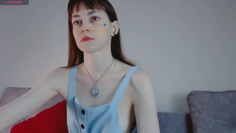 Snapshot of barbarian_girl chatting on December 17, 11:17 am Amina online show from December 17, 11:17 am