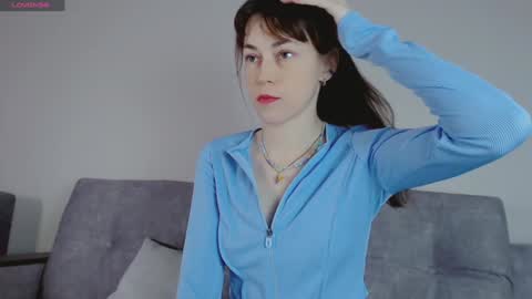 Snapshot of barbarian_girl chatting on January 14, 12:03 pm Amina online show from January 14, 12:03 pm