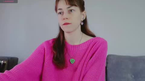 Snapshot of barbarian_girl chatting on March 6, 11:25 am Amina online show from March 6, 11:25 am