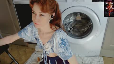 Snapshot of barbarian_girl chatting on September 11, 6:08 pm Amina online show from September 11, 6:08 pm