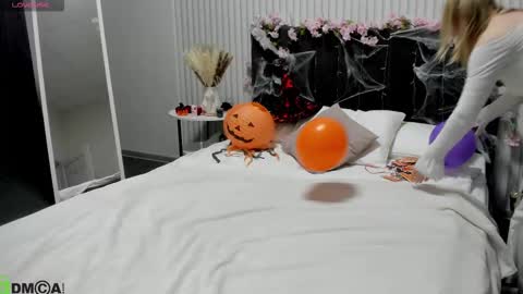 Snapshot of barbie_staze chatting on October 26, 2:17 am Barbie Staze online show from October 26, 2:17 am