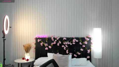 Snapshot of barbie_staze chatting on November 6, 2:34 am Barbie Staze online show from November 6, 2:34 am