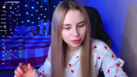 Eva online show from December 3, 12:27 pm