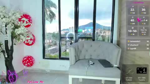 Snapshot of barbiefoxx chatting on February 21, 10:15 pm Barbiefoxx online show from February 21, 10:15 pm