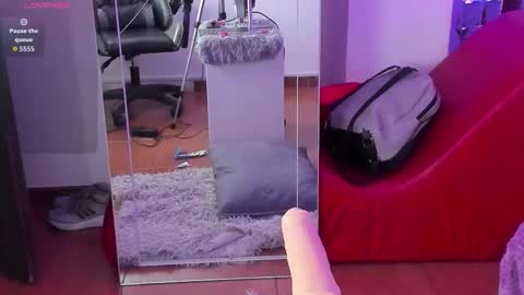 Snapshot of barbieteeen chatting on October 11, 11:53 am Barbie... online show from October 11, 11:53 am