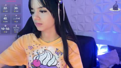 Snapshot of barbieteeen chatting on October 28, 5:00 am Barbie... online show from October 28, 5:00 am