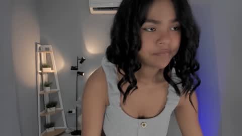 Luna online show from January 25, 3:52 pm