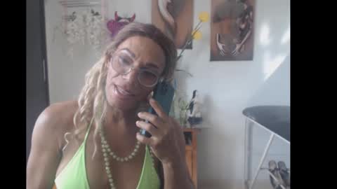 bardotbigcocktsx online show from February 11, 7:48 pm