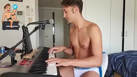 BareBritPianist online show from September 26, 5:33 am