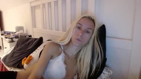 Lena online show from October 2, 5:31 pm