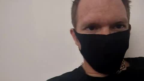 barniemay1 online show from October 8, 9:01 pm