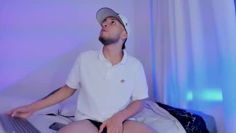 Bruce  online show from October 12, 10:53 pm