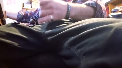 bartender3127 online show from December 6, 6:39 pm