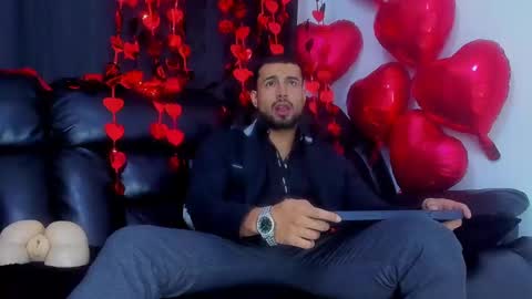 bastian online show from February 13, 3:07 am