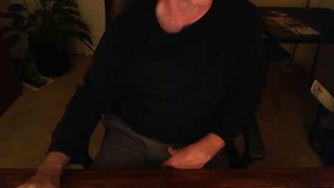 BateBro13 online show from December 16, 12:49 pm