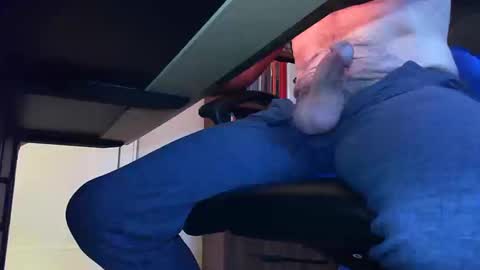 BateBro13 online show from October 13, 2:28 pm