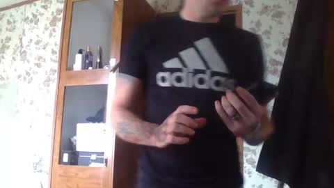 Snapshot of battlewolfxx chatting on December 20, 7:28 pm battlewolfxx online show from December 20, 7:28 pm