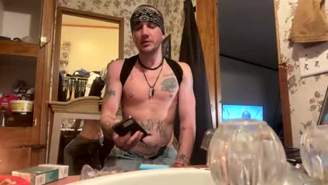 Snapshot of battlewolfxx chatting on January 4, 5:27 am battlewolfxx online show from January 4, 5:27 am