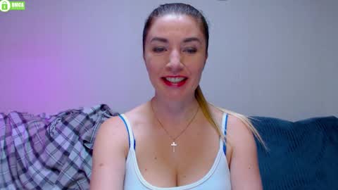 bb__bonami_ online show from September 23, 4:43 pm