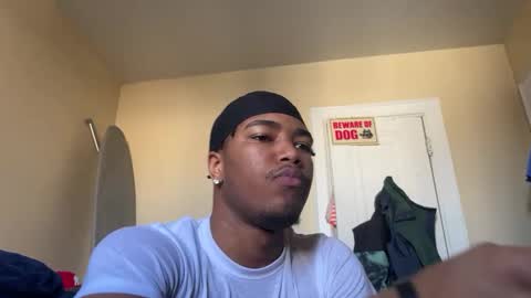 Snapshot of bb_colin chatting on February 5, 5:09 pm bb_colin online show from February 5, 5:09 pm