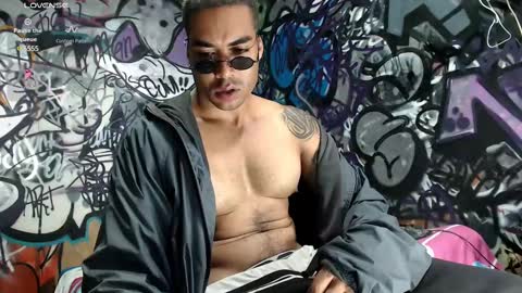 Justin online show from February 25, 4:10 pm