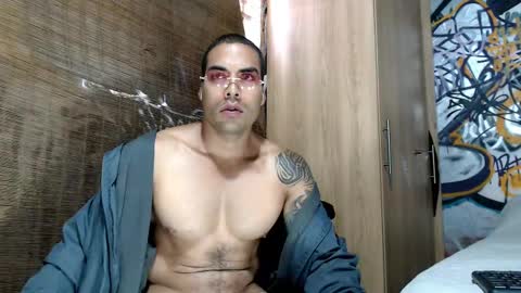 Justin online show from October 2, 6:04 pm