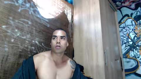 Justin online show from November 9, 5:11 pm