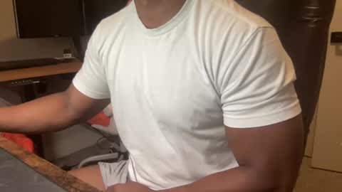 Snapshot of bbcandbody chatting on January 17, 2:18 am bbcandbody online show from January 17, 2:18 am