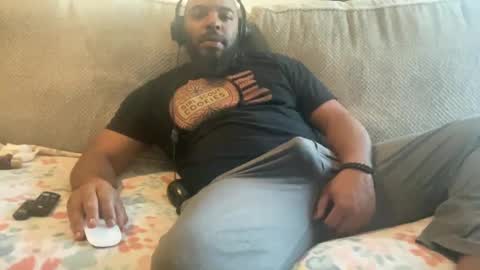 Zaddy online show from January 7, 8:10 pm