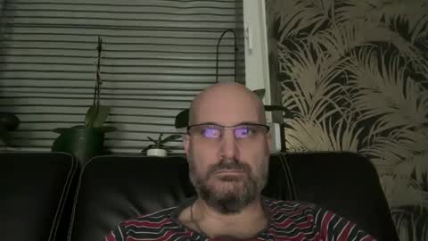 Snapshot of bcbg68 chatting on November 30, 10:41 am bcbg68 online show from November 30, 10:41 am