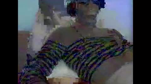 bear14250949 online show from October 7, 9:28 am