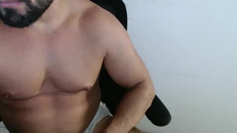 Beard Guy online show from February 10, 8:10 pm