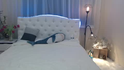 Snapshot of beataangel chatting on February 2, 7:30 am beataangel online show from February 2, 7:30 am