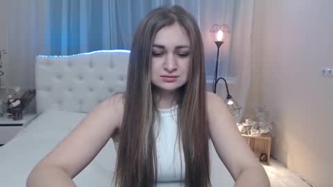 Snapshot of beataangel chatting on February 7, 8:22 am beataangel online show from February 7, 8:22 am