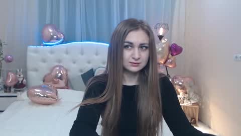 Snapshot of beataangel chatting on February 13, 7:35 am beataangel online show from February 13, 7:35 am