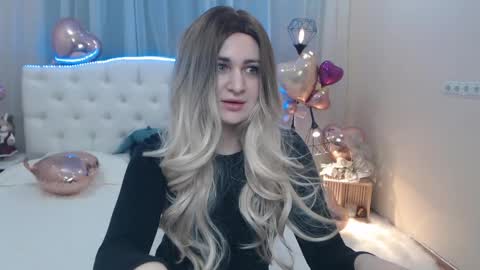 Snapshot of beataangel chatting on February 17, 7:58 am beataangel online show from February 17, 7:58 am