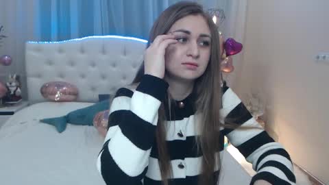 Snapshot of beataangel chatting on February 22, 7:34 am beataangel online show from February 22, 7:34 am